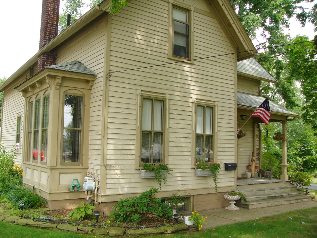 Clinton Grove House 