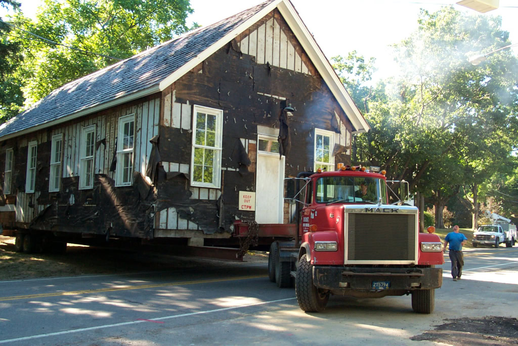 Taken 2001-07-11 06:43:59-07